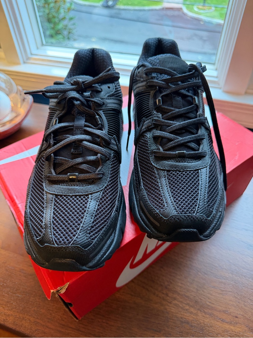 Nike Men's Black Mesh Running Sneakers